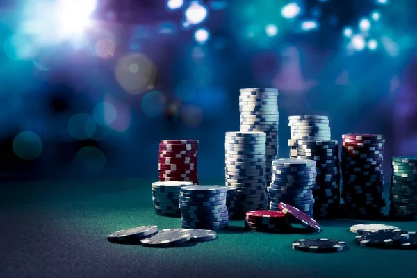 Sic Bo dice container with three dice on ngamentogel login